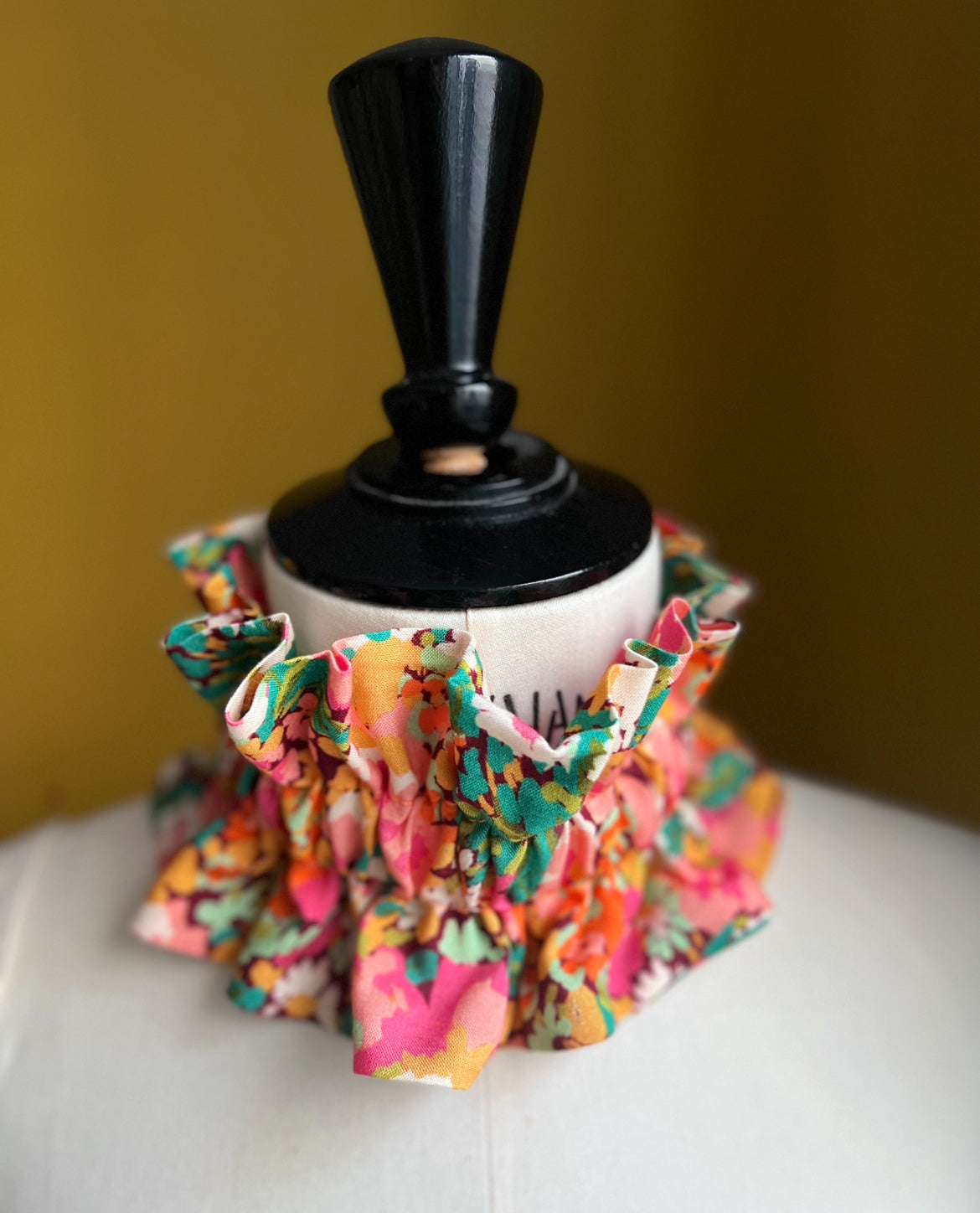 Col amovible volanté Cassiopé Rose viscose